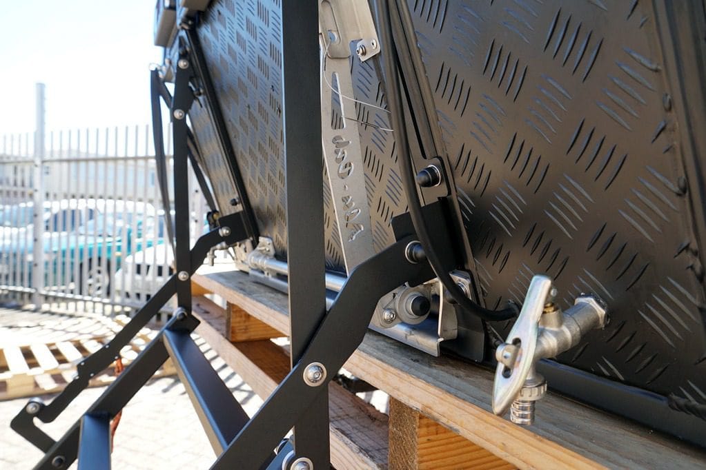 Alu-Cab Khaya Hardtop egység