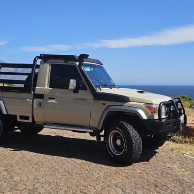 Hátsó terepjáró csomagtartó Toyota Land Cruiser 79 egyes kabinos – overlanding rack